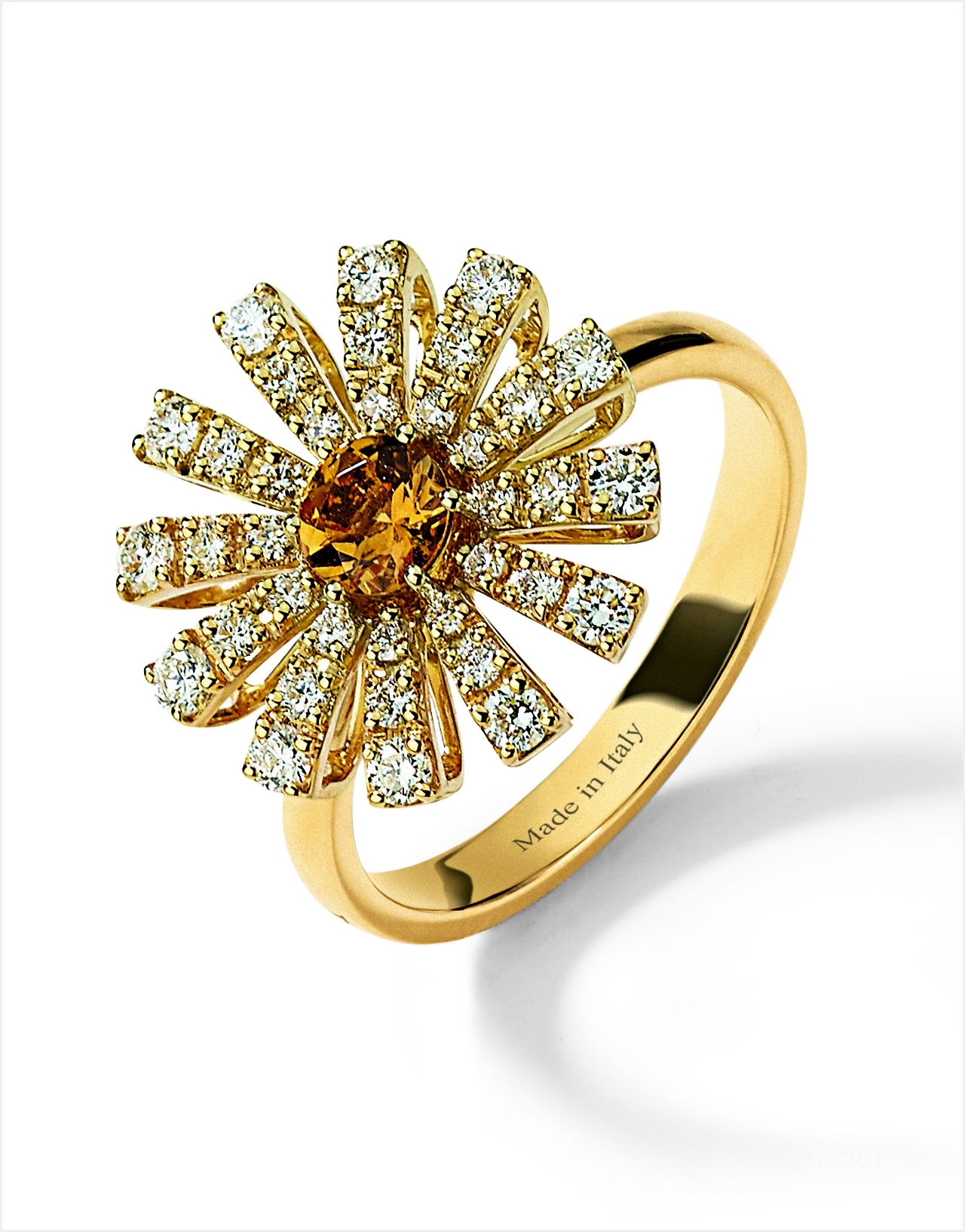 사진 : 다미아니, Margherita ring in yellow gold, diamonds and citrine quartz