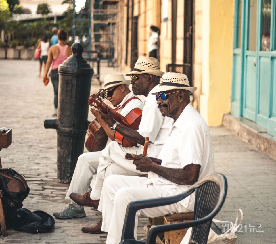 사진 : 쿠바_하바나 거리 ⓒ내일투어