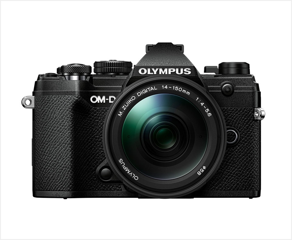 사진 : OM-D E-M5 Mark III 블랙 (14-150mm 렌즈 장착)