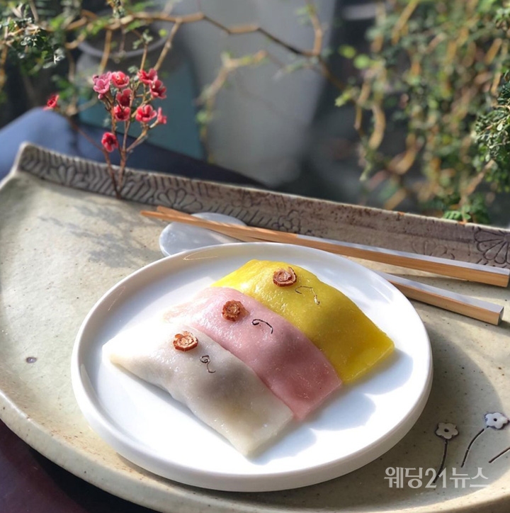 ⑨ 이게 떡이라고? 예단떡의 무한 변신
